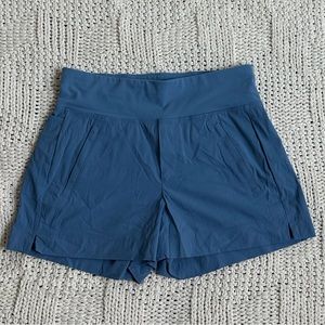 Athelta athletic shorts size 2 fits size XS or S